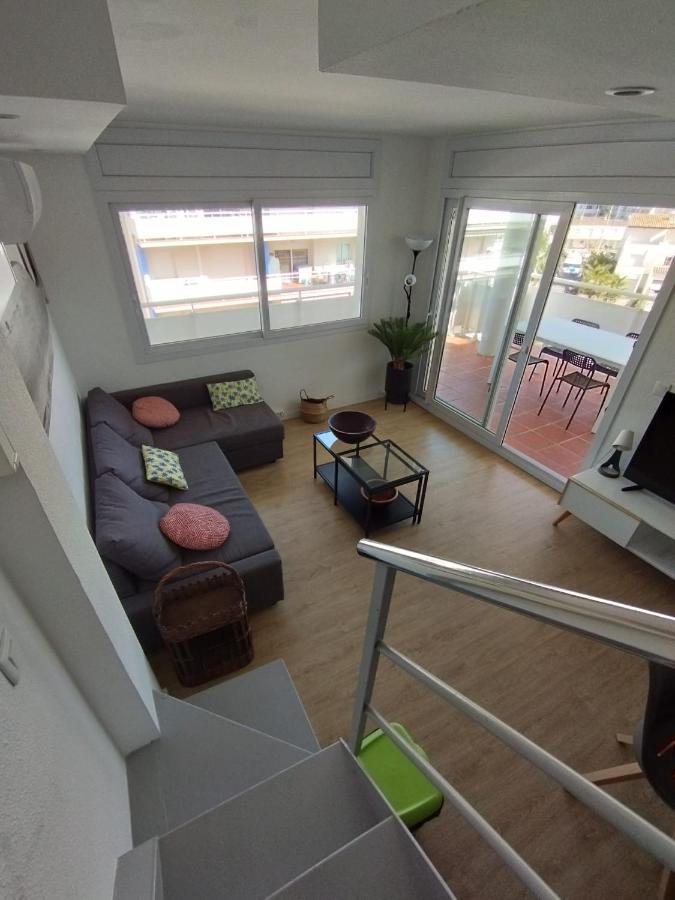 Atico Of 3 Rooms, Total 130M² Just For You With A 60 M² Terrace, Swimming Pool, Mountain And Marina View. Roses Buitenkant foto